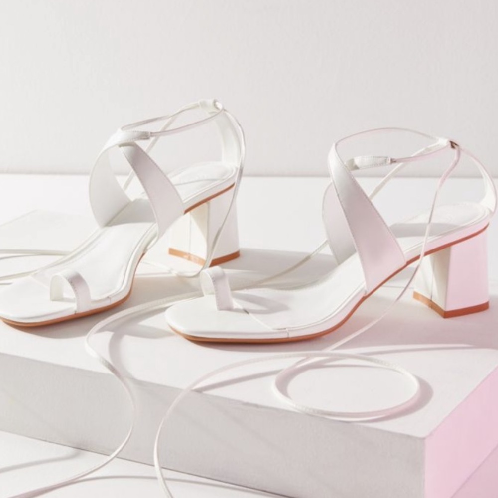 White urban outfitters heels! - Picture 2 of 3